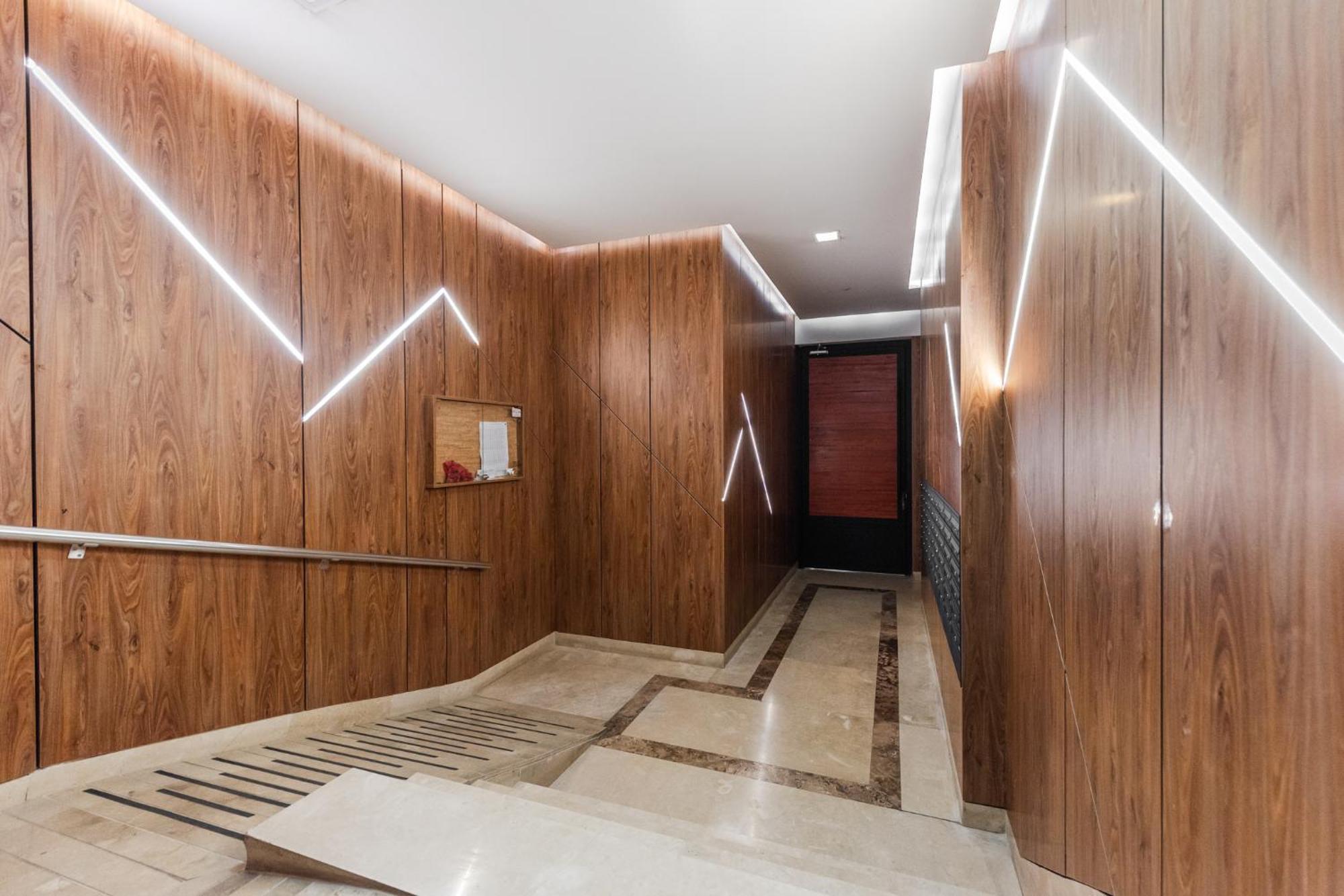 Apartment Mint By